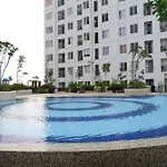 2Br Bassura City Apartment With City View By Travelio