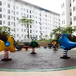 2Br Bassura City Apartment With City View By Travelio
